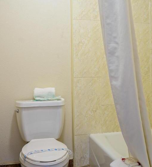 스탠다드 룸, Ramada By Wyndham Ontario