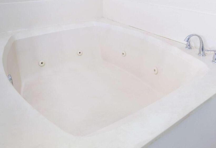 스위트 킹사이즈 침대, Ramada By Wyndham Ontario