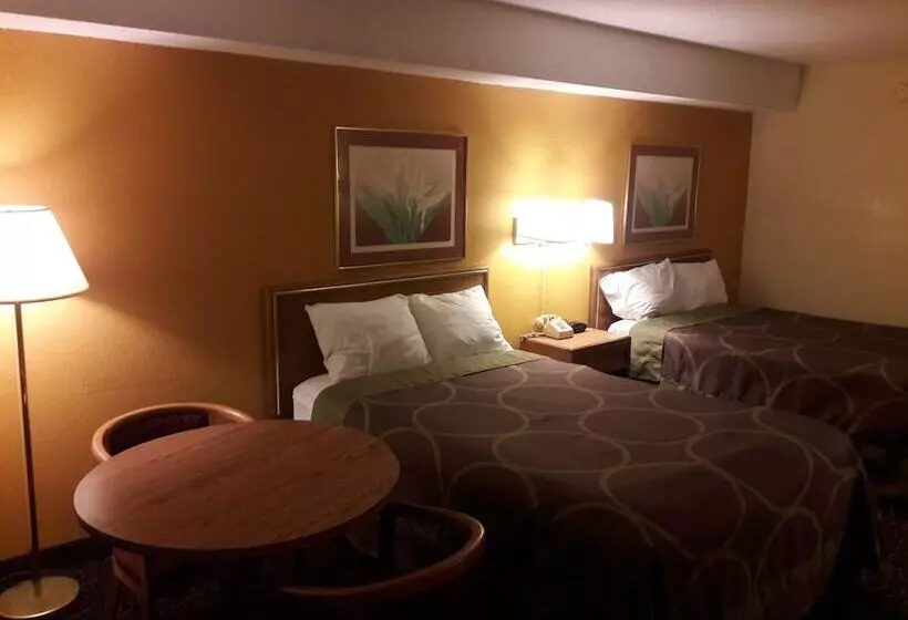 ２ダブルベッドのスタンダードルーム, Super Inn Williamsburg