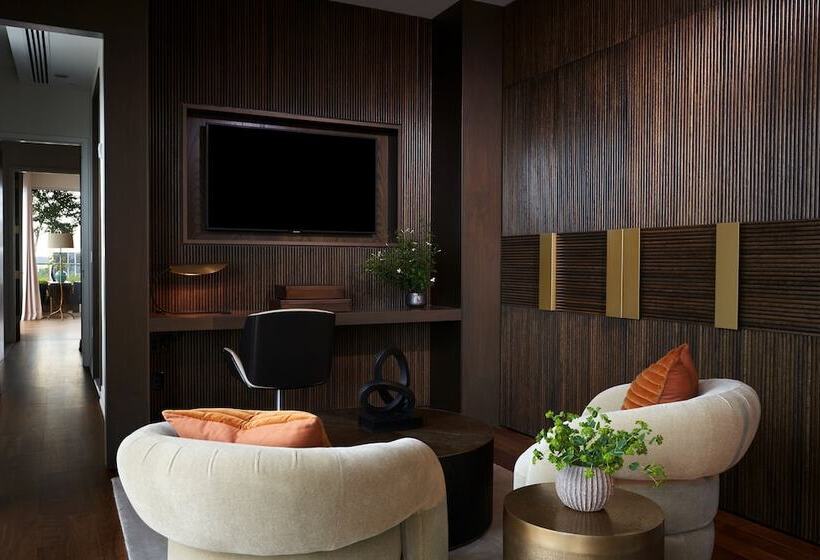 스탠다드 스튜디오 더블 침대, The Dupont Circle