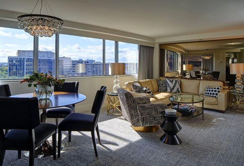 스위트, The Dupont Circle