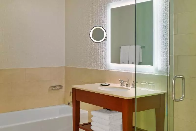 キングサイズベッドのスタンダードルーム, The Westin Tampa Bay