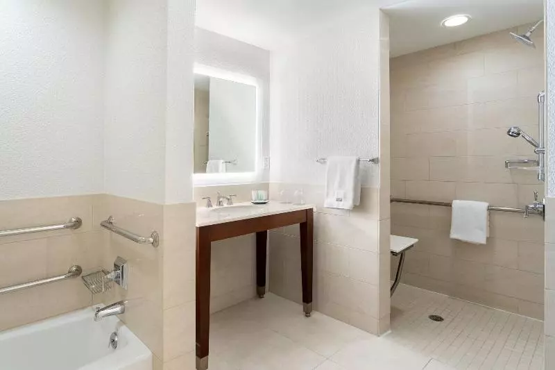 キングサイズベッドのスタンダードルーム, The Westin Tampa Bay