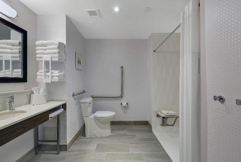 带大床的标准间, Ventura Beach Marriott