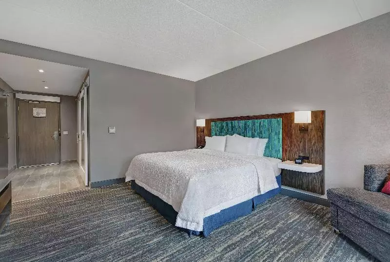 اتاق استاندارد با تخت بزرگ, Ventura Beach Marriott