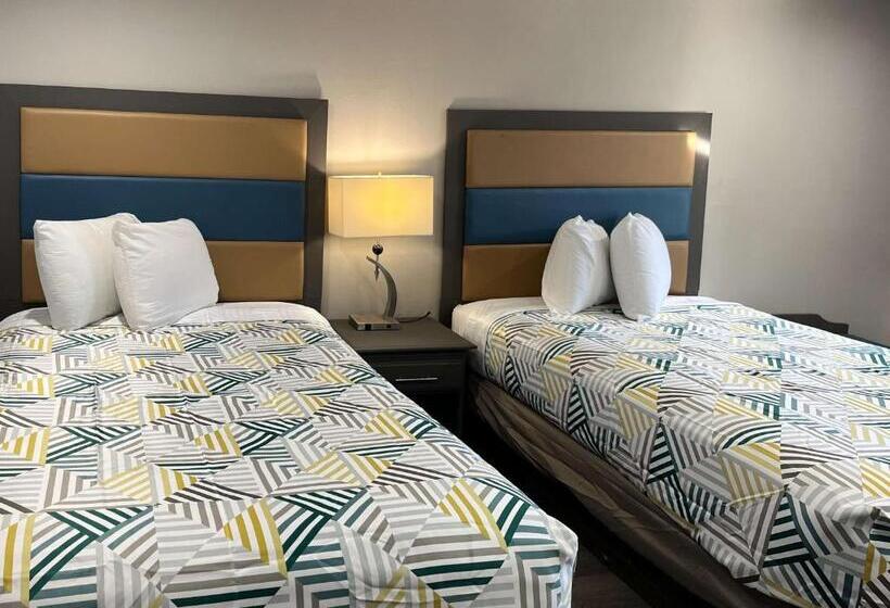 غرفة قياسية رباعية, Motel 6 Greenville, Nc Ecu Medical Center