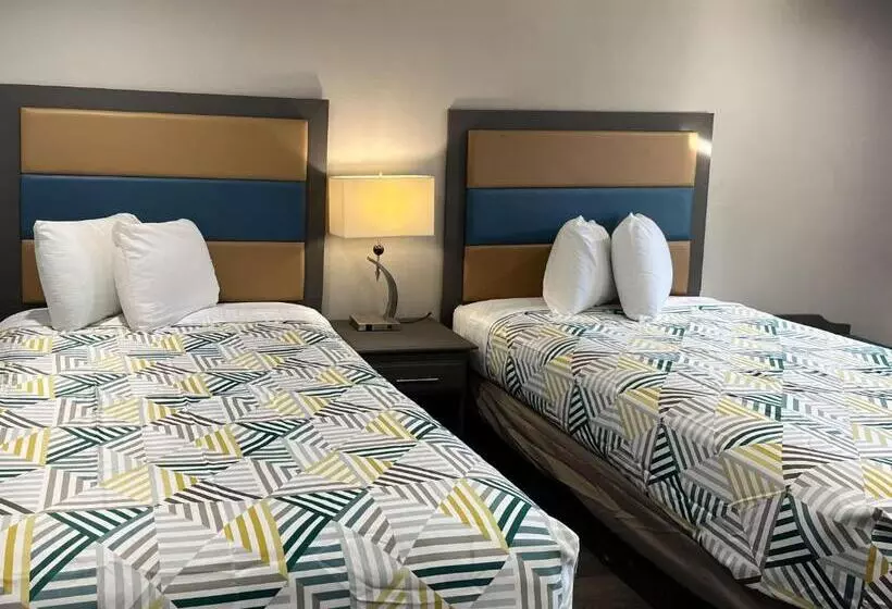 اتاق استاندارد چهار تخته, Motel 6 Greenville, Nc Ecu Medical Center