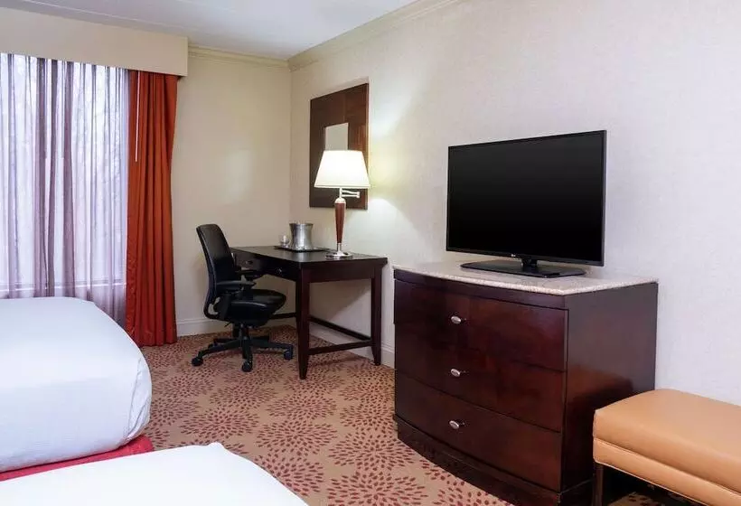 اتاق استاندارد با 2 تخت دوبل, Doubletree By Hilton Hotel Grand Rapids Airport