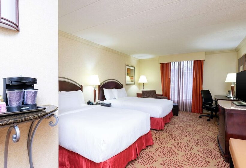 Номер Стандарт 2 Двуспальные Кровати, Doubletree By Hilton Hotel Grand Rapids Airport