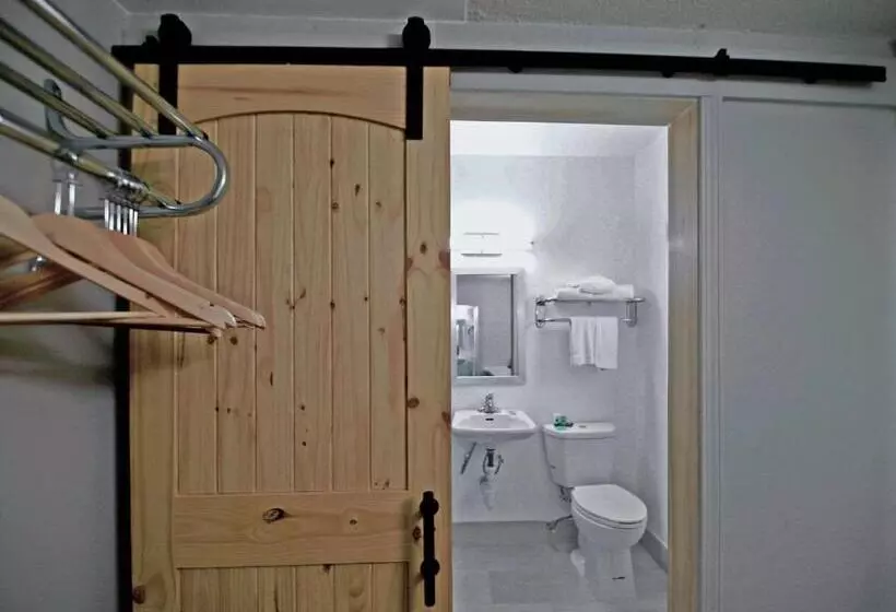اتاق استاندارد با تخت بزرگ, El Sendero Inn, Ascend Hotel Collection