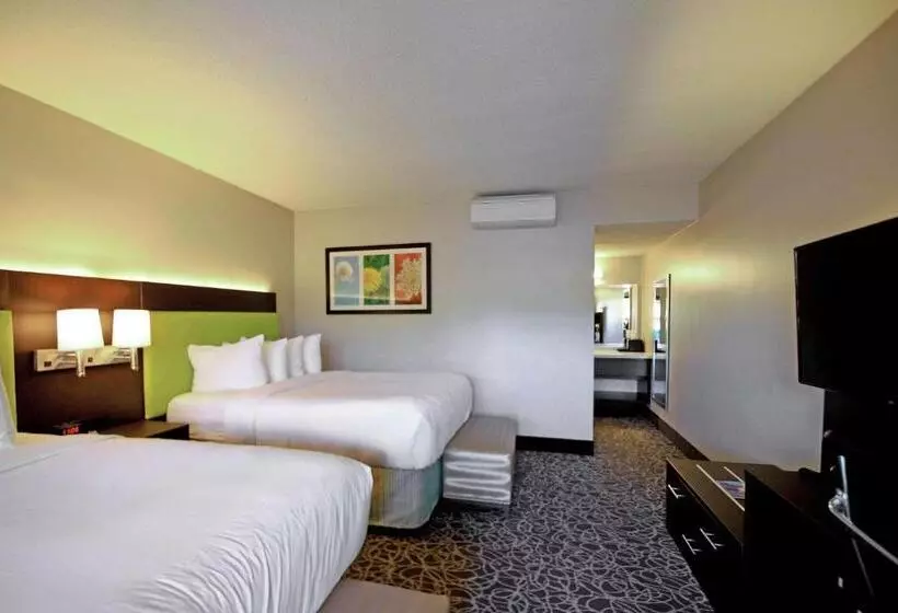 اتاق استاندارد برای معلولان, El Sendero Inn, Ascend Hotel Collection