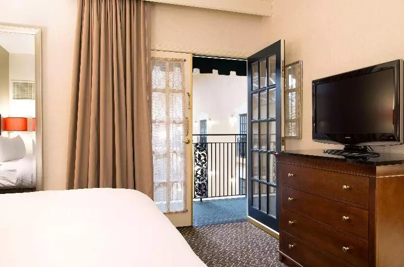 バルコニー付スイート, Doubletree Suites By Hilton Hotel Lexington