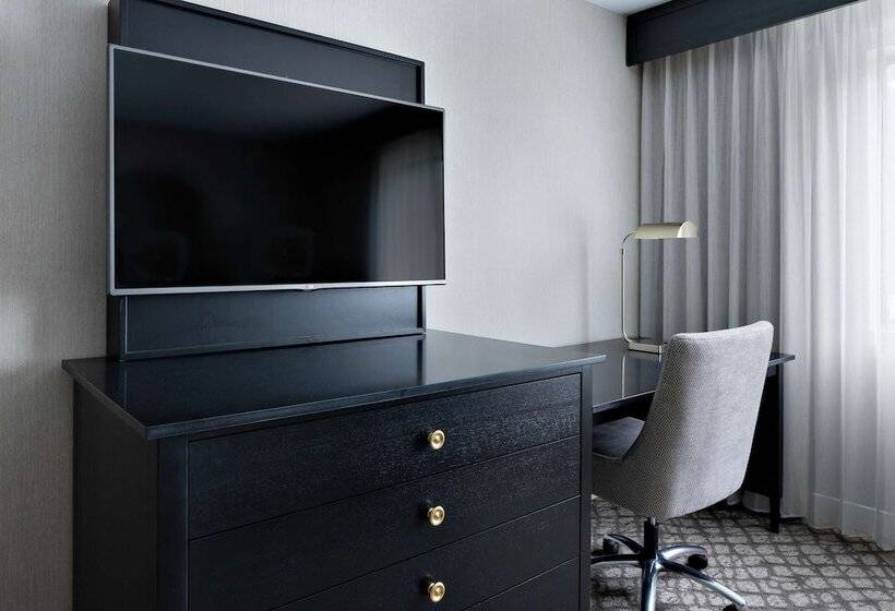 Люкс 2 Спальни, Doubletree Suites By Hilton Charlotte Southpark