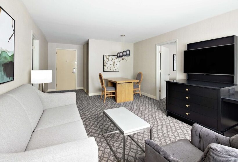 جناح غرفتين نوم, Doubletree Suites By Hilton Charlotte Southpark