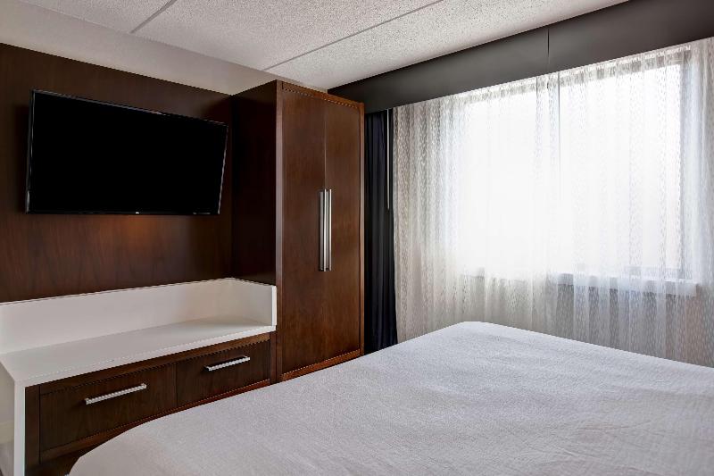 Люкс Executive Кровать Кинг, Embassy Suites Syracuse
