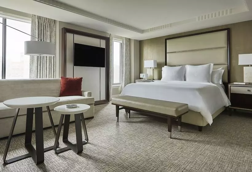 اتاق پرمیوم, Four Seasons  Washington Dc