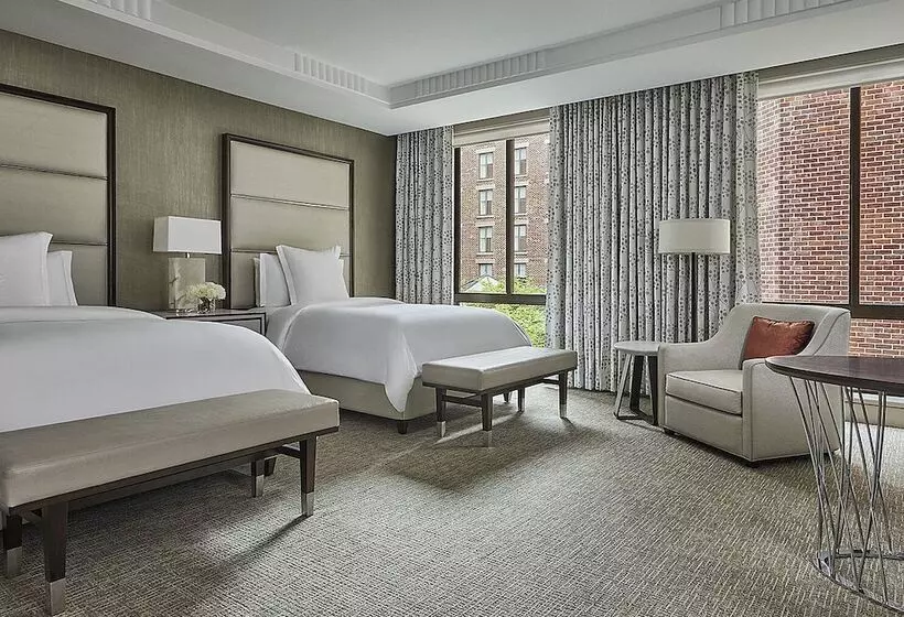 اتاق پرمیوم, Four Seasons  Washington Dc