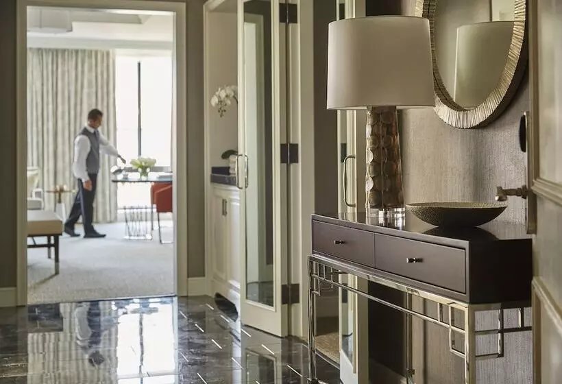 اتاق پرمیوم, Four Seasons  Washington Dc