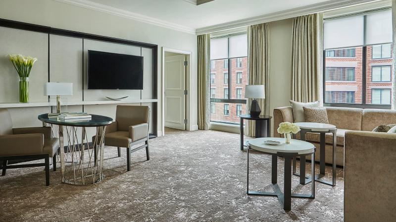 キングサイズベッドのスイートルーム, Four Seasons Washington Dc