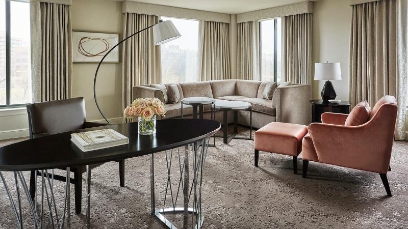 キングサイズベッドのスイートルーム, Four Seasons Washington Dc