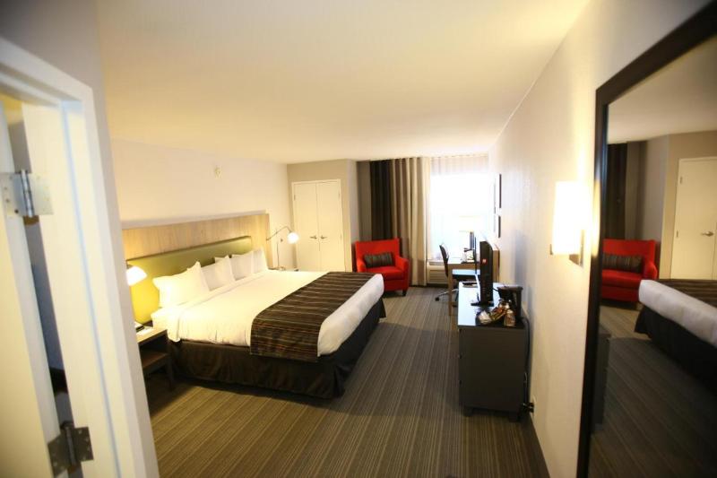 스위트 킹사이즈 침대, Greentree Inn & Suites Phoenix Sky Harbor
