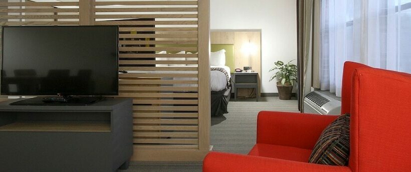 سوئیت برای معلولان, Greentree Inn & Suites Phoenix Sky Harbor