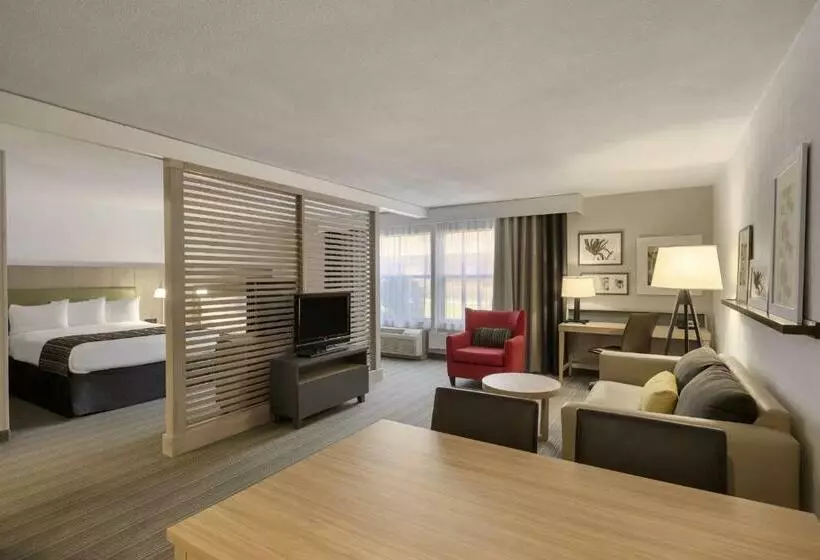 キングサイズベッドのスイートルーム, Greentree Inn & Suites Phoenix Sky Harbor