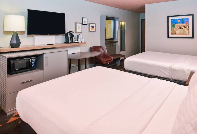 Номер Стандарт 2 Двуспальные Кровати, Holiday Inn Auburn Finger Lakes Region, An Ihg