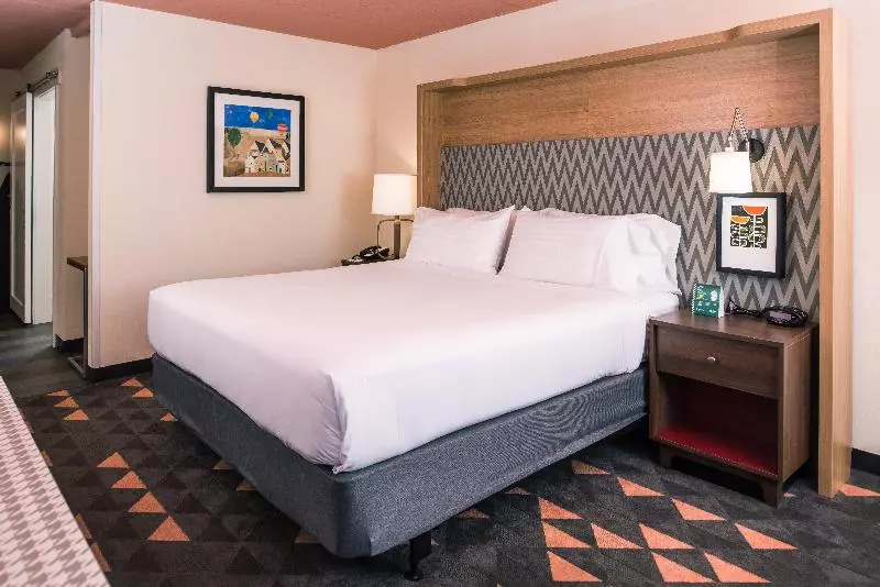 Standard-huone King-vuode, Holiday Inn Auburn Finger Lakes Region, An Ihg