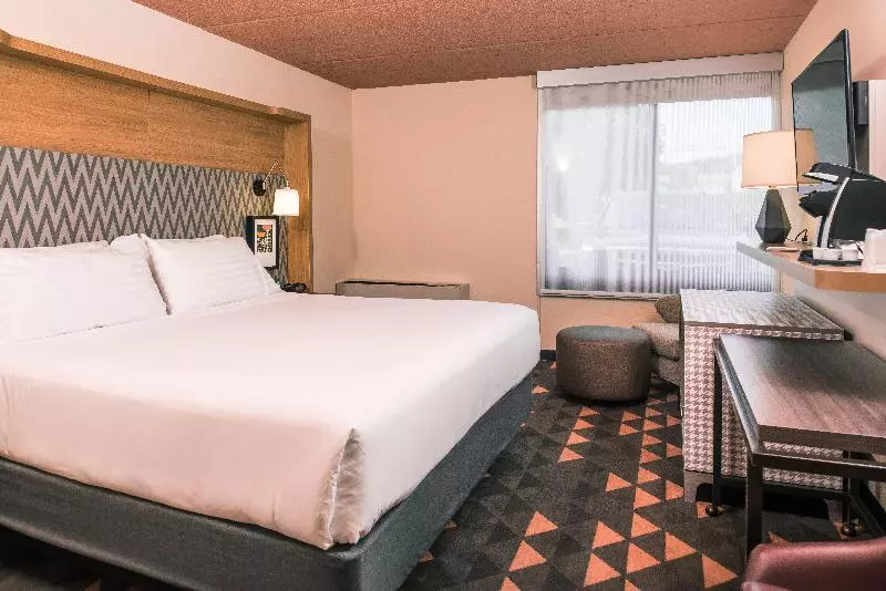 Standard-huone King-vuode, Holiday Inn Auburn Finger Lakes Region, An Ihg