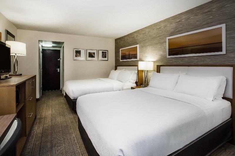 غرفة قياسية, Holiday Inn Saratoga Springs, An Ihg
