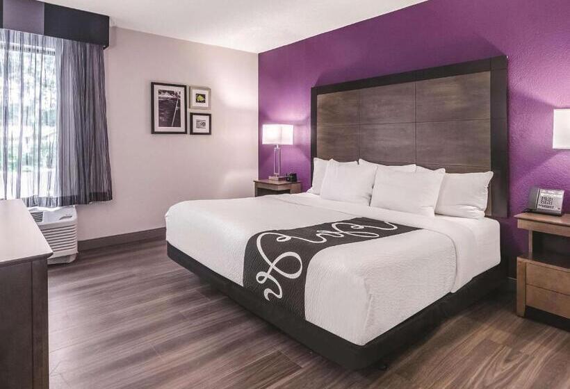 스위트 킹사이즈 침대, La Quinta By Wyndham Myrtle Beach   N. Kings Hwy