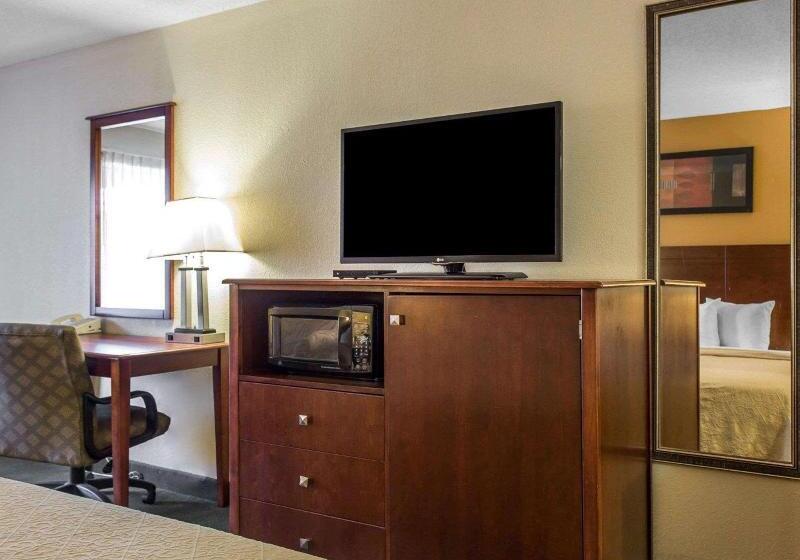 غرفة قياسية سرير كينج, Quality Inn