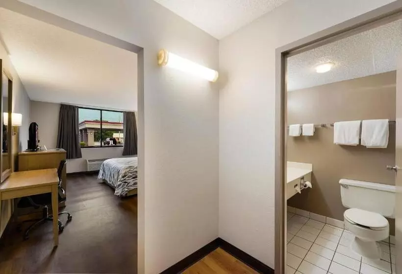 キングサイズベッドのデラックスルーム, Red Roof Inn Painted Post