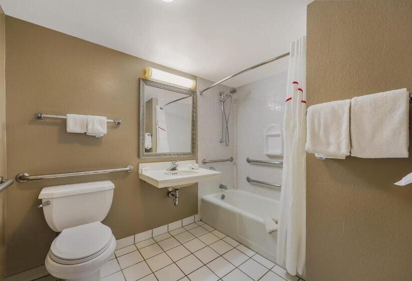 غرفة ديلوكس لذوى الاحتياجات الخاصة, Red Roof Inn Painted Post