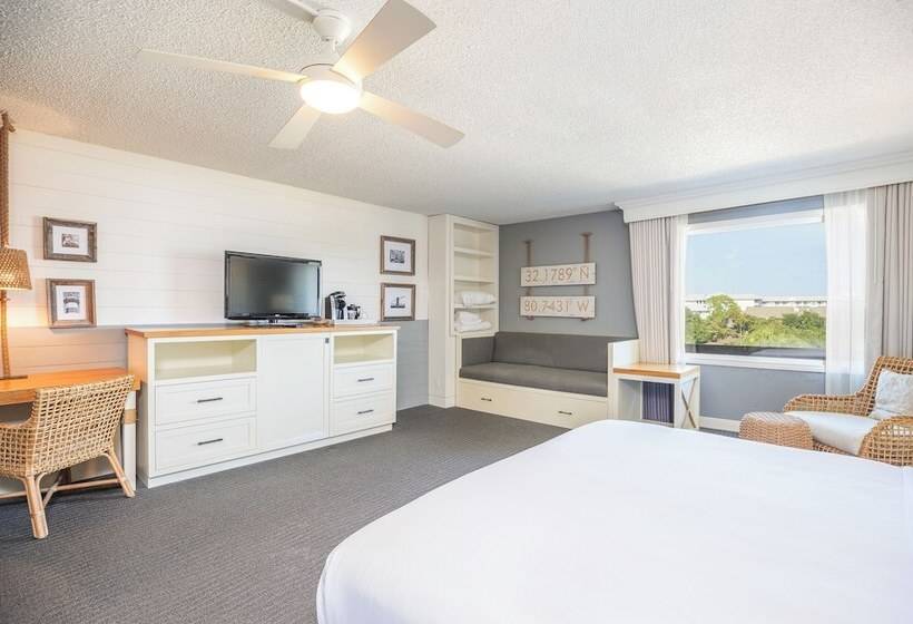جناح جونيور سرير كينج, Beach House Resort Hilton Head Island