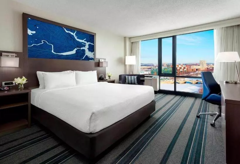 اتاق استاندارد با تخت بزرگ, Courtyard By Marriott Boston Cambridge