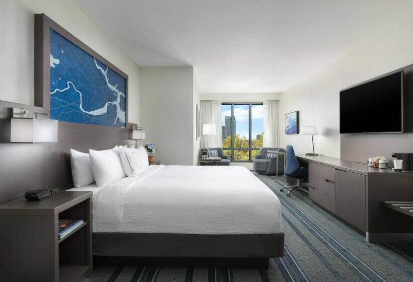 غرفة ديلوكس سرير كينج, Courtyard By Marriott Boston Cambridge