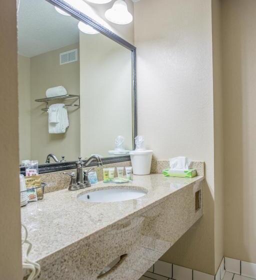 غرفة قياسية لذوى الاحتياجات الخاصة, Days Inn & Suites By Wyndham Johnson City