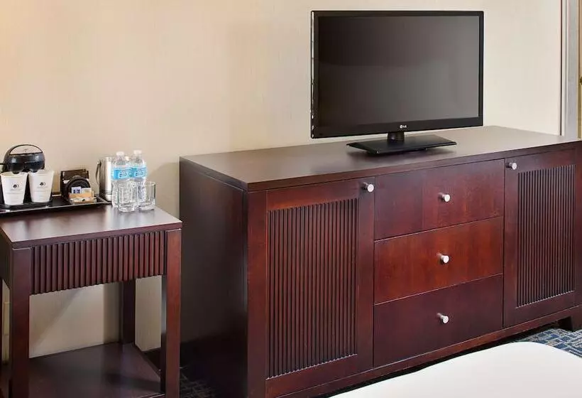اتاق استاندارد با 2 تخت دوبل, Doubletree Hotel Baltimore   Bwi Airport