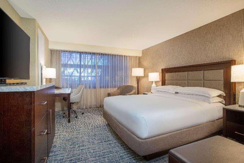 غرفة قياسية سرير كينج, Hilton Tampa Downtown
