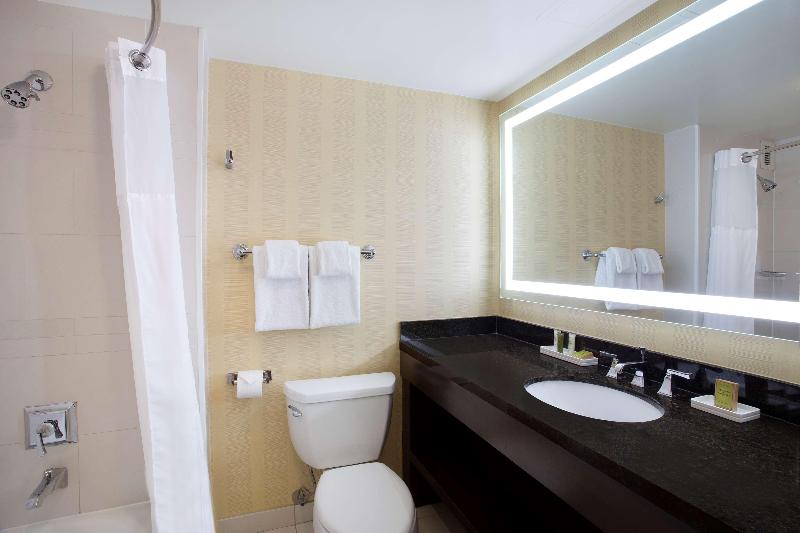 غرفة قياسية سرير كينج, Hilton Tampa Downtown