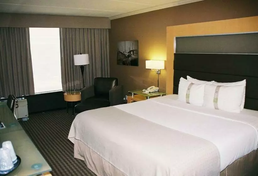 キングサイズベッドのスイートルーム, Holiday Inn Port Arthur   Park Central, An Ihg