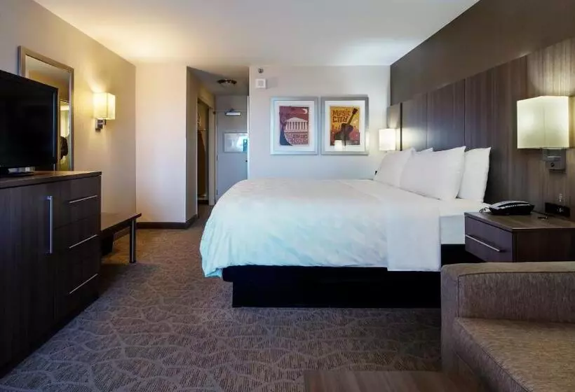 اتاق استاندارد با تخت بزرگ, Holiday Inn Nashville Vanderbilt, An Ihg