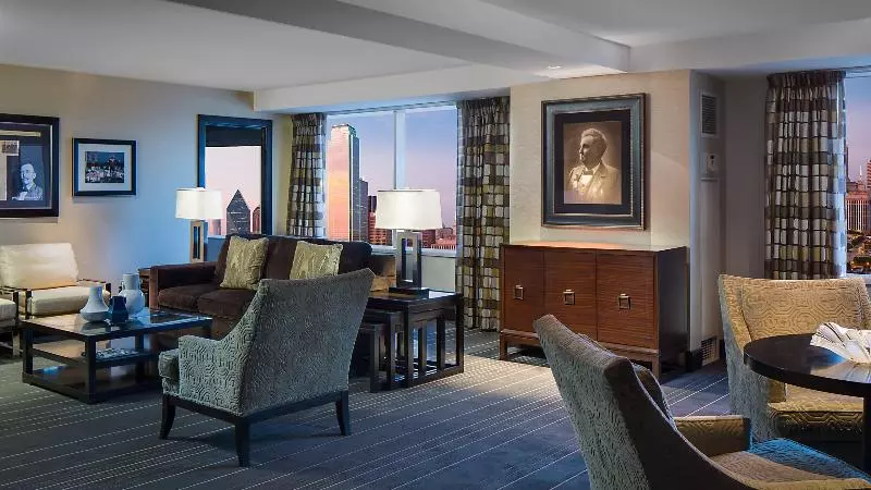 スイート, Hyatt Regency Dallas