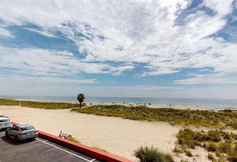 스탠다드 룸 더블 침대 2개, Island Inn Beach Resort