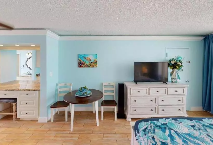 キングサイズベッドのスイートルーム, Island Inn Beach Resort