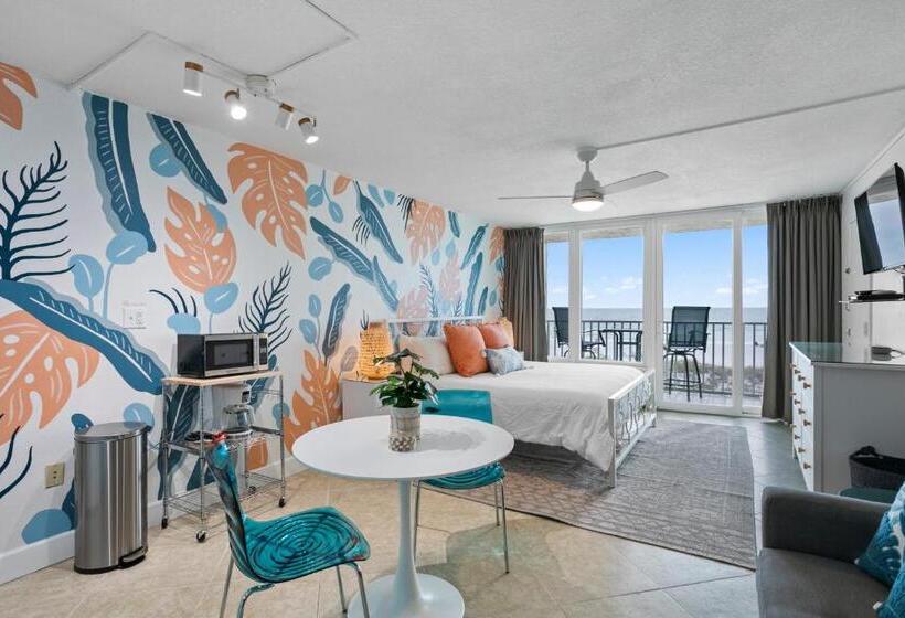 스위트 킹사이즈 침대, Island Inn Beach Resort