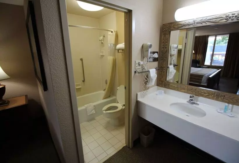 اتاق استاندارد با تخت دوبل, Magnuson Grand Hotel And Conference Center Tyler
