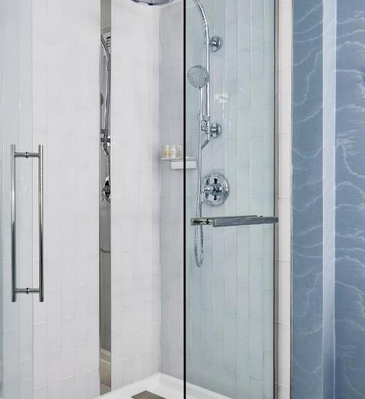 غرفة كلوب سرير كينج, Renaissance Charlotte Southpark